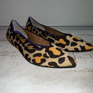 Rothy's big cat leopard print- the point flats